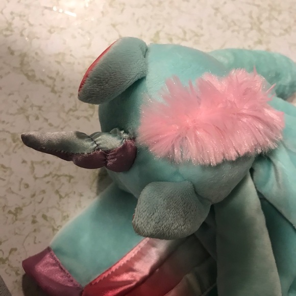Scentsy Blankie Buddy Zoe the Unicorn Berry Fairytale Lovey Security Blanket - Picture 6 of 7